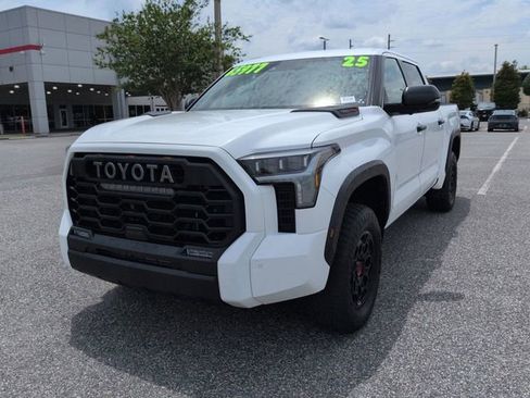 Used 2025 Toyota Tundra TRD Pro AWD/4WD image 8