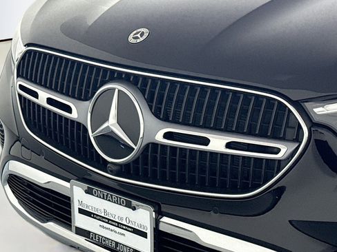 New 2026 Mercedes-Benz GLC 300 image 12