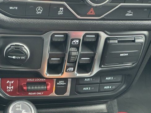 New 2026 Jeep Gladiator Willys image 23