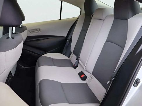 Used 2025 Toyota Corolla LE FWD image 21