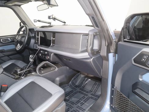 Used 2024 Ford Bronco Big Bend image 39