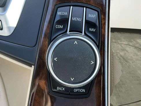 Used 2018 BMW 330e 330e iPerformance 4dr Sedan image 37