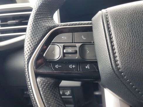 Used 2024 Toyota Tundra Limited w/ Power Package AWD/4WD image 19
