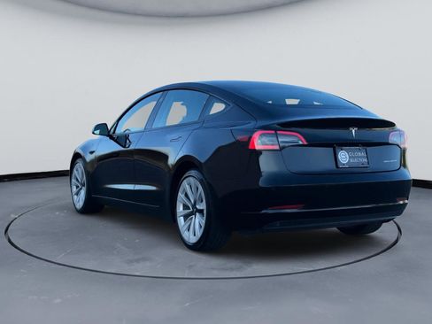 Used 2021 Tesla Model 3 Long Range AWD/4WD image 5