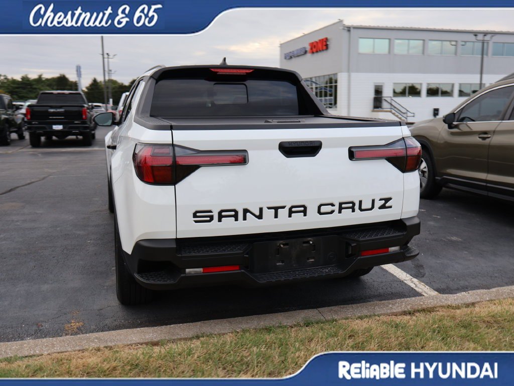 Certified 2024 Hyundai Santa Cruz SEL w/ Activity Package FWD image 17