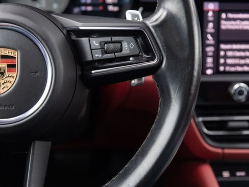 Certified 2023 Porsche Macan S AWD/4WD image 16