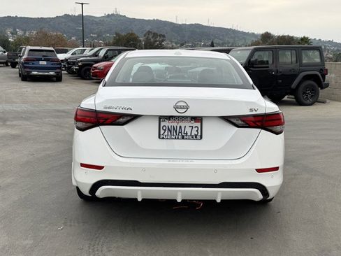 Used 2024 Nissan Sentra SV image 5