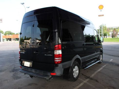 Used 2014 Mercedes-Benz Sprinter 2500 image 6