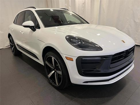 New 2026 Porsche Macan Turbo image 7