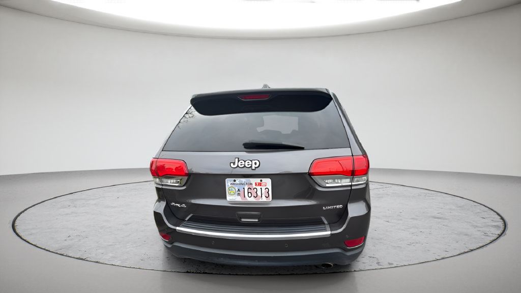 Used 2018 Jeep Grand Cherokee Limited AWD/4WD image 8