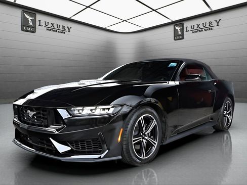 Used 2024 Ford Mustang Premium image 4