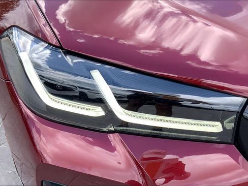 Used 2023 BMW 530i w/ M Sport Package image 28