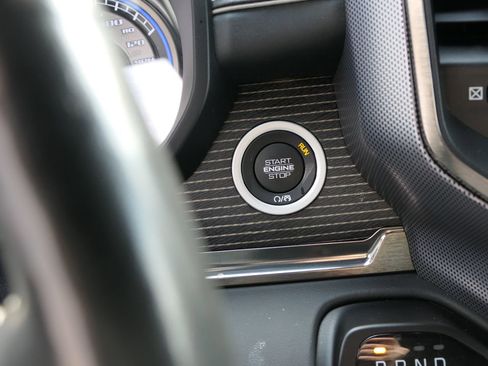 Used 2020 RAM 1500 Limited image 16