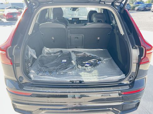 New 2026 Volvo XC60 B5 Ultra w/ Protection Package Premier image 24