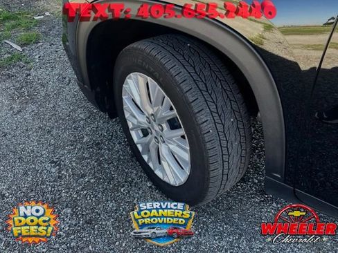 Used 2026 GMC Acadia Elevation w/ Elevation Premium Package FWD image 27