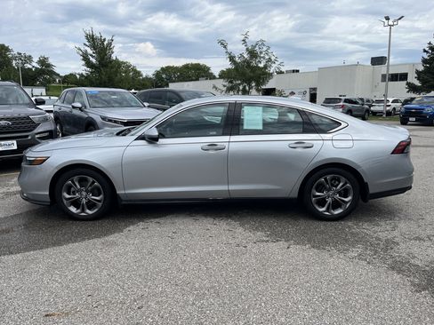 Used 2024 Honda Accord EX image 7