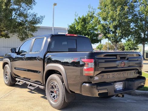 New 2026 Nissan Frontier Pro-X w/ Pro-X Convenience Package image 3