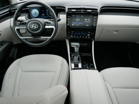 Used 2023 Hyundai Tucson SEL w/ Convenience Package image 10