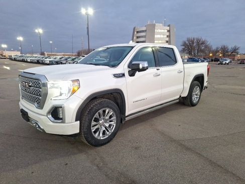 Used 2019 GMC Sierra 1500 Denali image 2