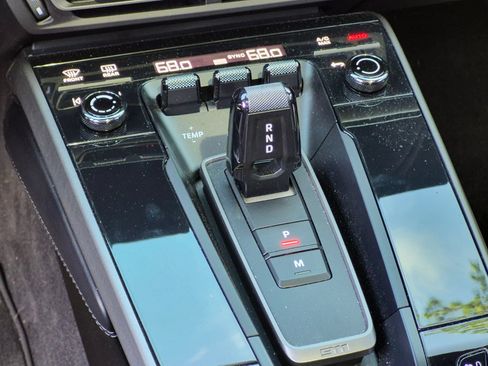 Certified 2021 Porsche 911 Carrera RWD image 17