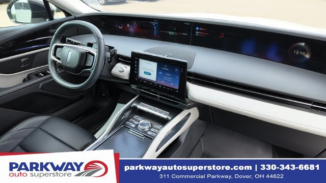 Certified 2025 Lincoln Nautilus Premier AWD/4WD image 19