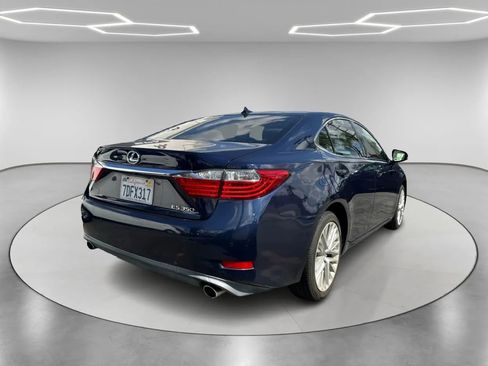Used 2014 Lexus ES 350 w/ Luxury Package image 5