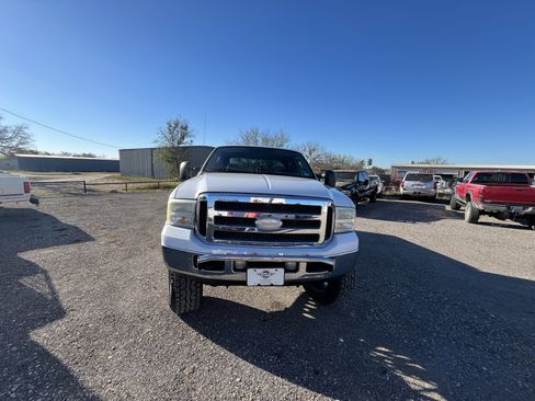 Used 2007 Ford F250 Lariat AWD/4WD image 11