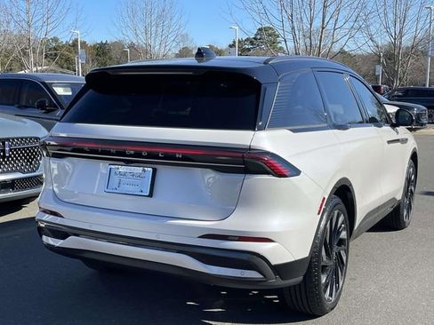New 2026 Lincoln Nautilus Reserve AWD/4WD image 30