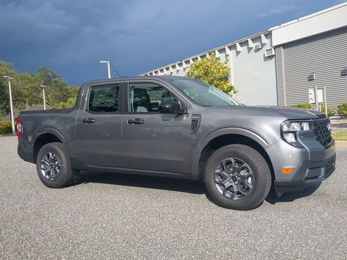 New 2025 Ford Maverick XLT w/ XLT Luxury Package image 2
