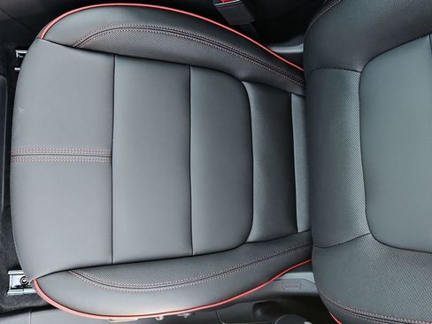 New 2025 Chevrolet TrailBlazer RS w/ Convenience Package image 28