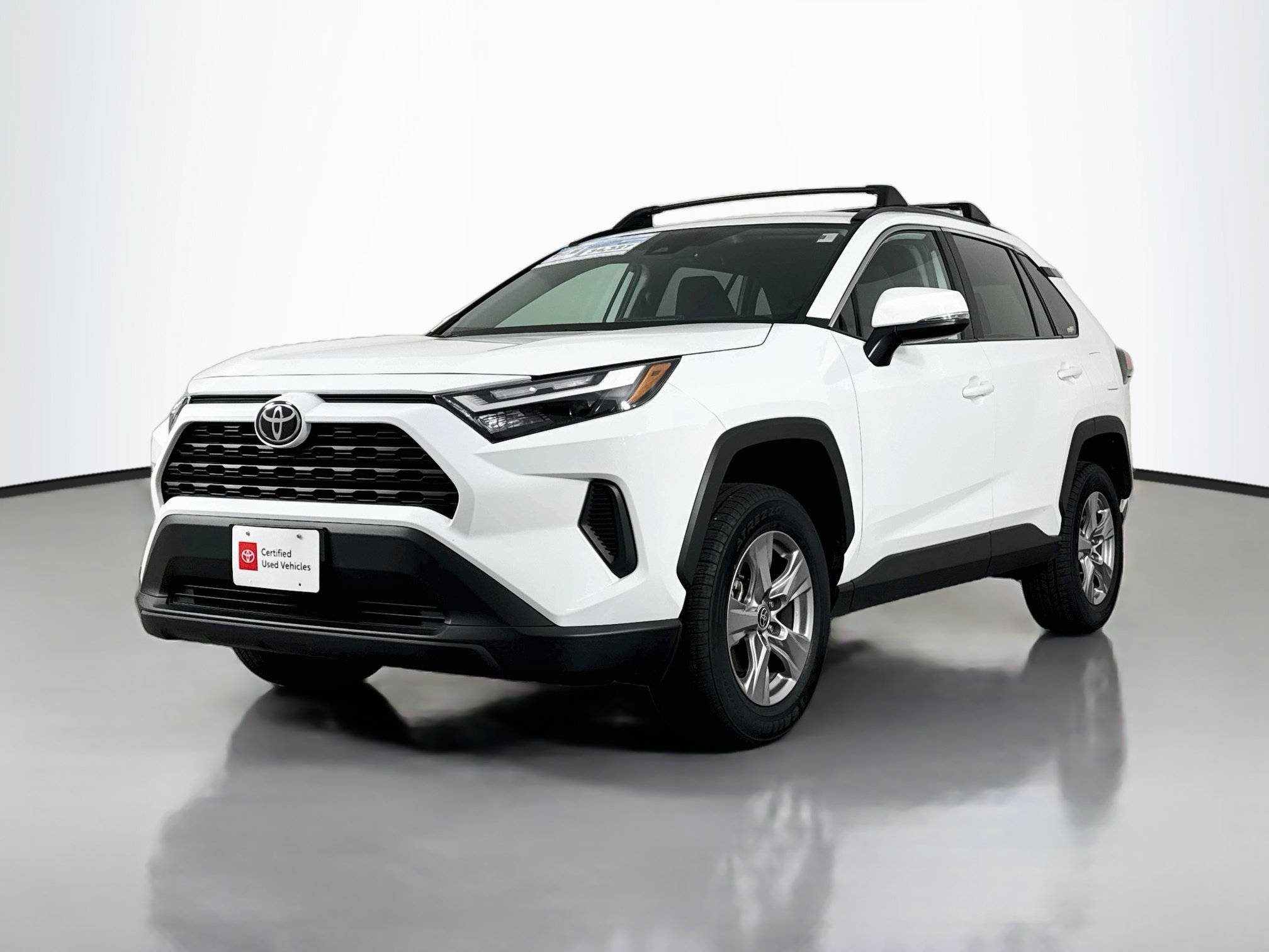 Certified 2025 Toyota RAV4 XLE AWD/4WD image 3
