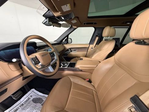 Used 2023 Land Rover Range Rover Autobiography AWD/4WD image 5