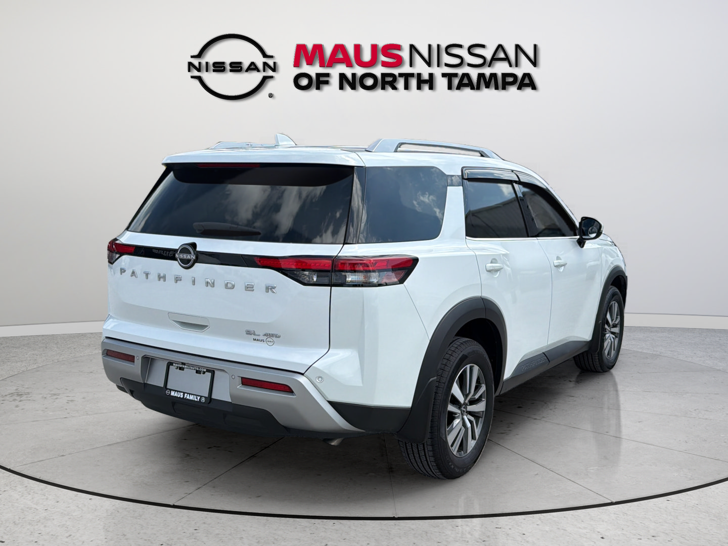 Certified 2025 Nissan Pathfinder SL AWD/4WD image 10