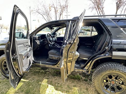 Used 2025 Toyota 4Runner SR5 image 22