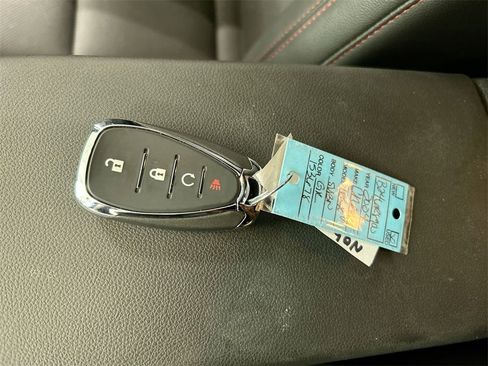 Used 2024 Chevrolet Trax RS w/ Driver Confidence Package image 12