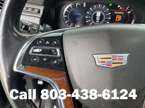 Used 2020 Cadillac Escalade Luxury image 22