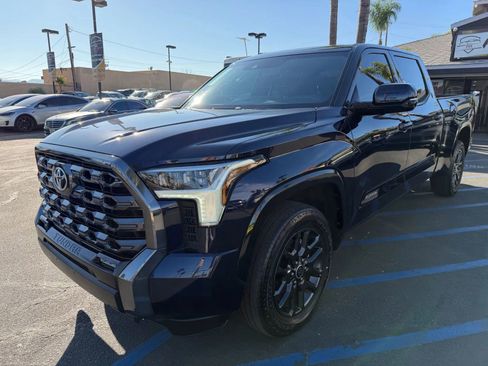 Used 2023 Toyota Tundra Platinum image 3