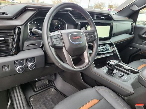 Used 2024 GMC Sierra 1500 AT4 w/ AT4 Preferred Package image 23