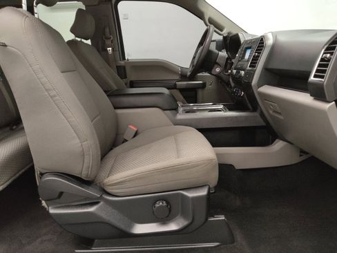 Used 2016 Ford F150 XLT image 21