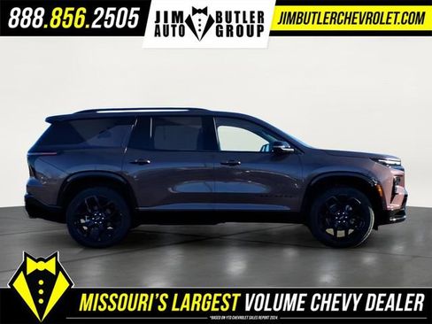 New 2026 Chevrolet Traverse RS w/ LPO, Floor Liner Package image 5