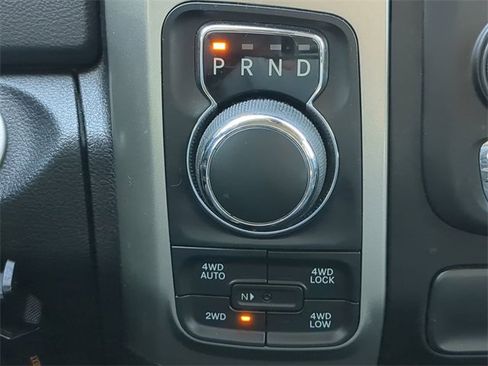 Used 2018 RAM 1500 Big Horn image 26