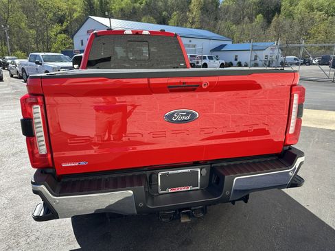 Used 2024 Ford F250 Lariat w/ Lariat Ultimate Package AWD/4WD image 6