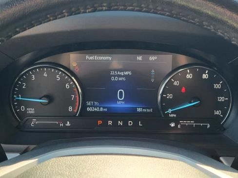 Used 2022 Ford Explorer XLT AWD/4WD image 26