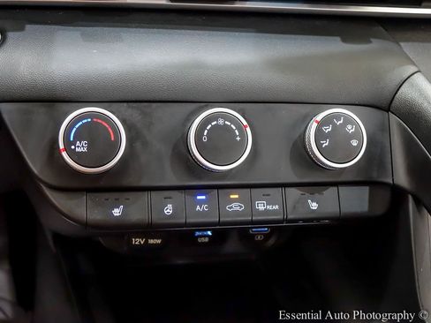 Used 2022 Hyundai Elantra SEL FWD image 22
