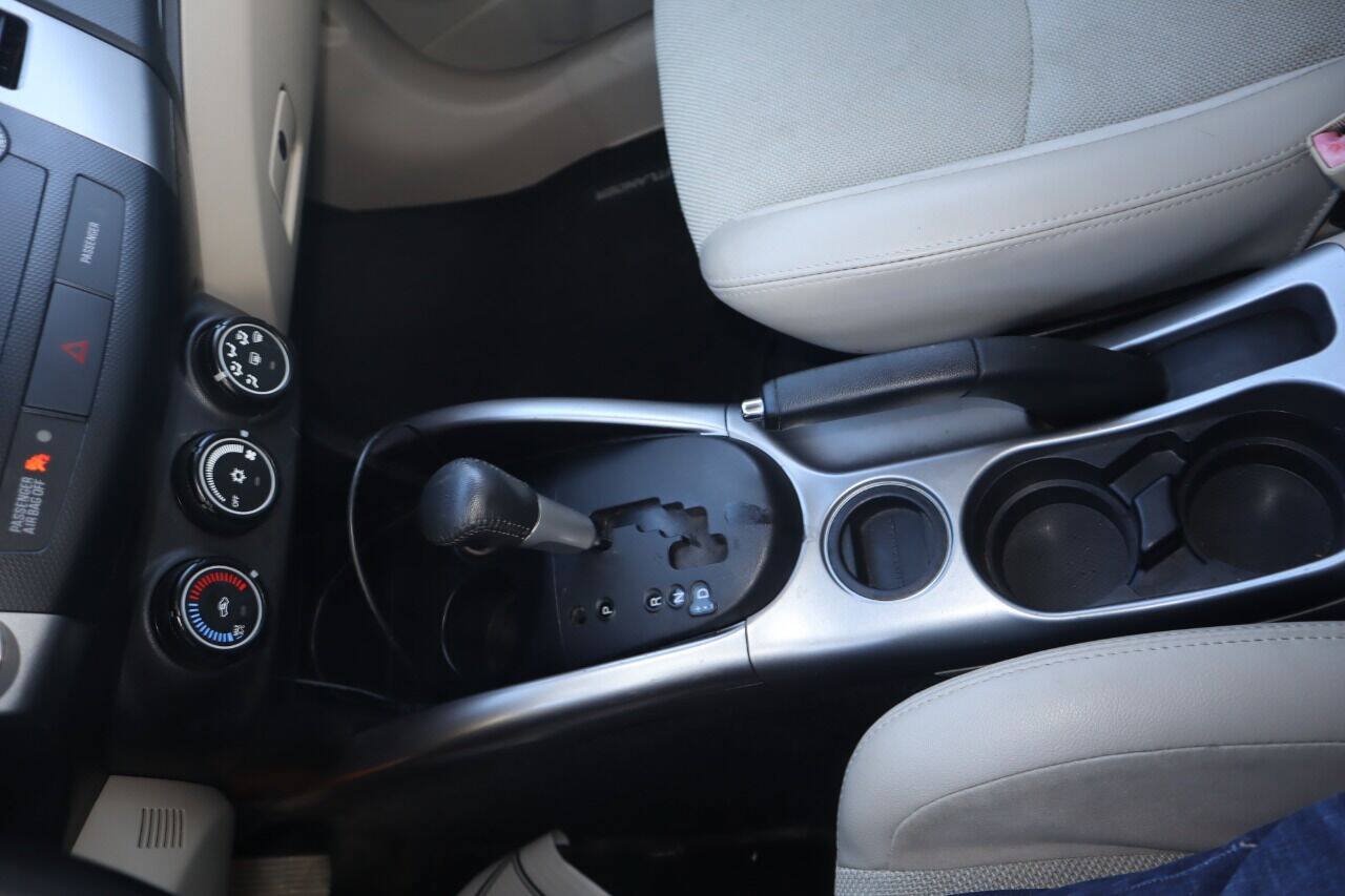 Used 2008 Mitsubishi Outlander SE FWD image 56