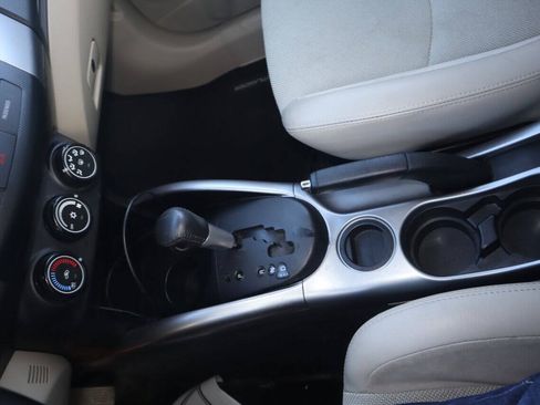 Used 2008 Mitsubishi Outlander SE FWD image 56