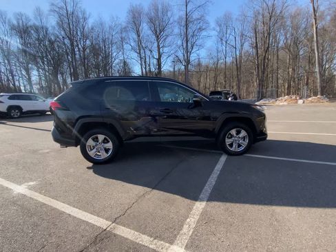 Used 2024 Toyota RAV4 XLE image 16
