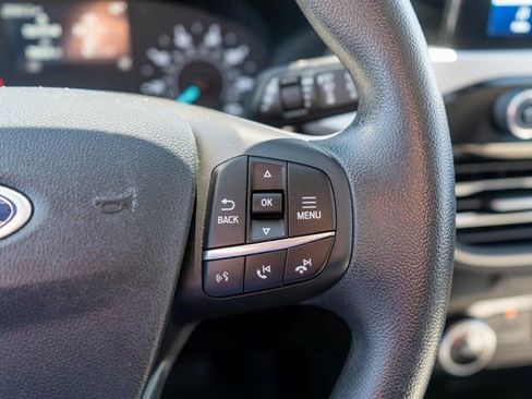 Used 2022 Ford Escape SE image 21