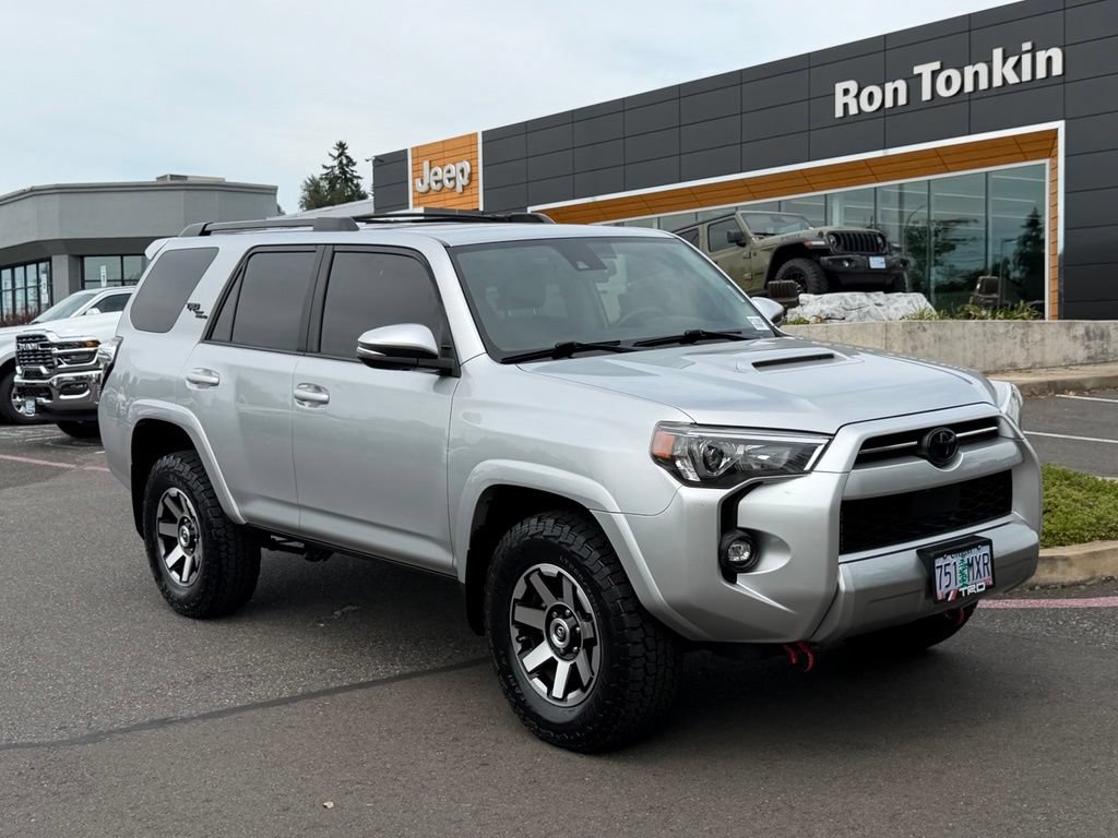 Used 2021 Toyota 4Runner TRD Off-Road Premium w/ Moonroof Package AWD/4WD image 2