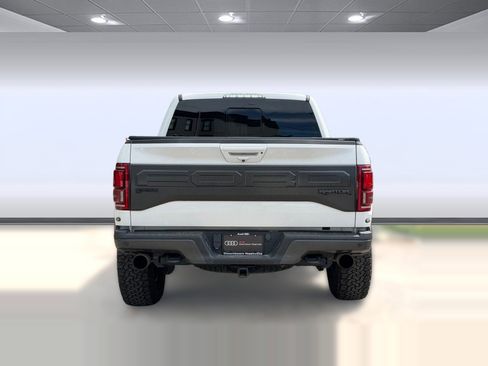 Used 2018 Ford F150 Raptor w/ Equipment Group 802A Luxury AWD/4WD image 10